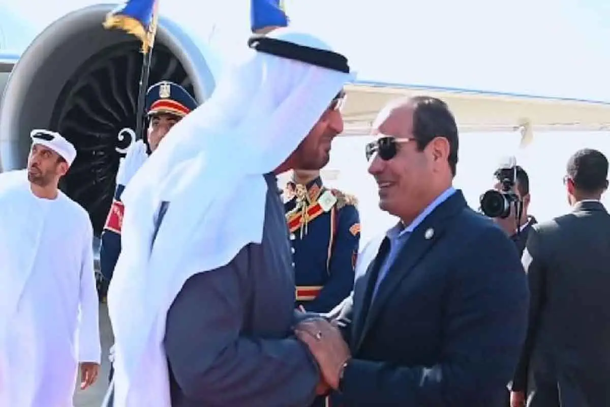 الرئيس السيسي يودع الشيخ محمد بن زايد في ختام زيارته الأخوية لمصر | موقع  الحوار الإخباري